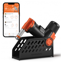 Goodnature A24 Smart råttfälla kit med Bluetooth-mätare och kolsyrepatron.