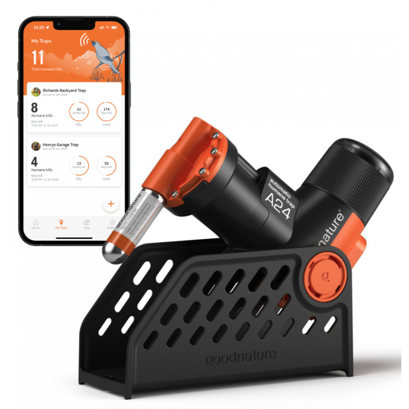 Goodnature A24 Smart råttfälla kit med Bluetooth-mätare och kolsyrepatron.
