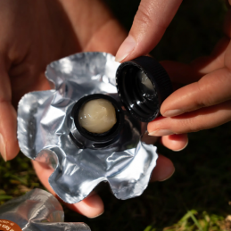 Goodnature automatisk lockmedelspump med nötsmör för A24 råttfällor.