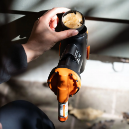 Lockmedelsbehållare för Goodnature A24 kolsyrefälla för möss och råttor.